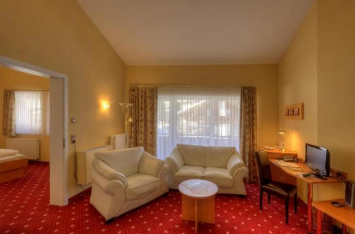 Koenigshof Hotel Resort 上施陶芬 客房 照片