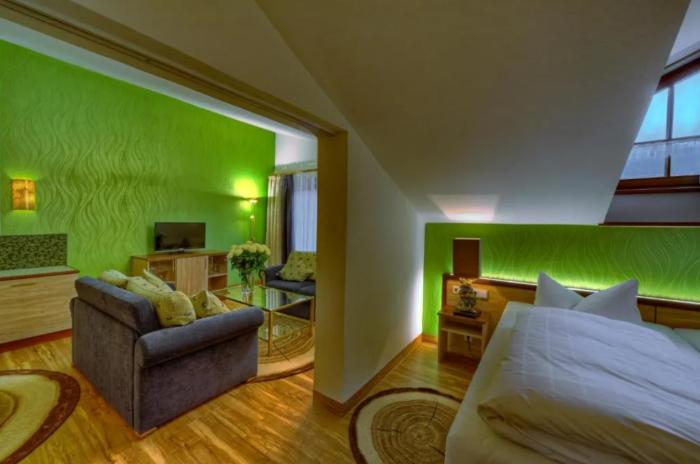 Koenigshof Hotel Resort 上施陶芬 客房 照片