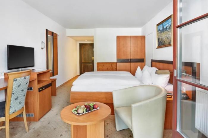 Koenigshof Hotel Resort 上施陶芬 客房 照片